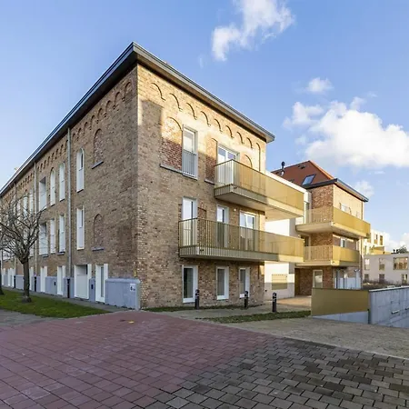 Apartment In Near The *